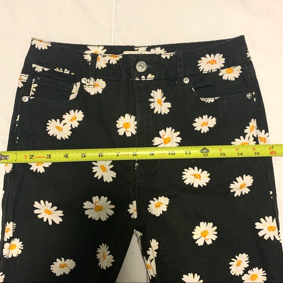 F21 high waisted daisy print pants - Picture 5 of 7